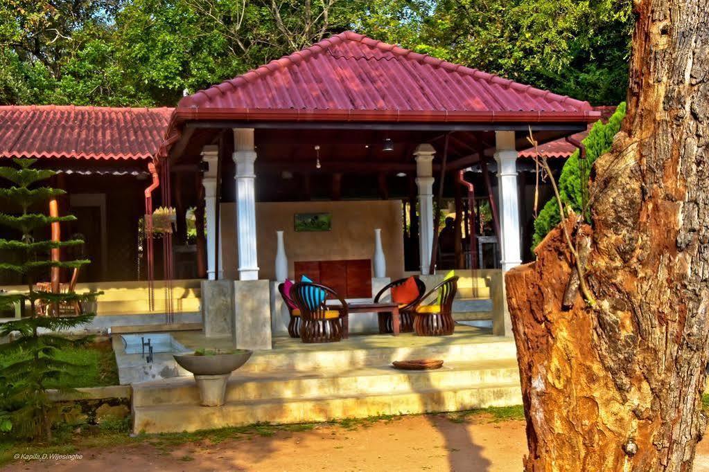 Amaranta Classic Retreat Bambaragaleyaya Extérieur photo